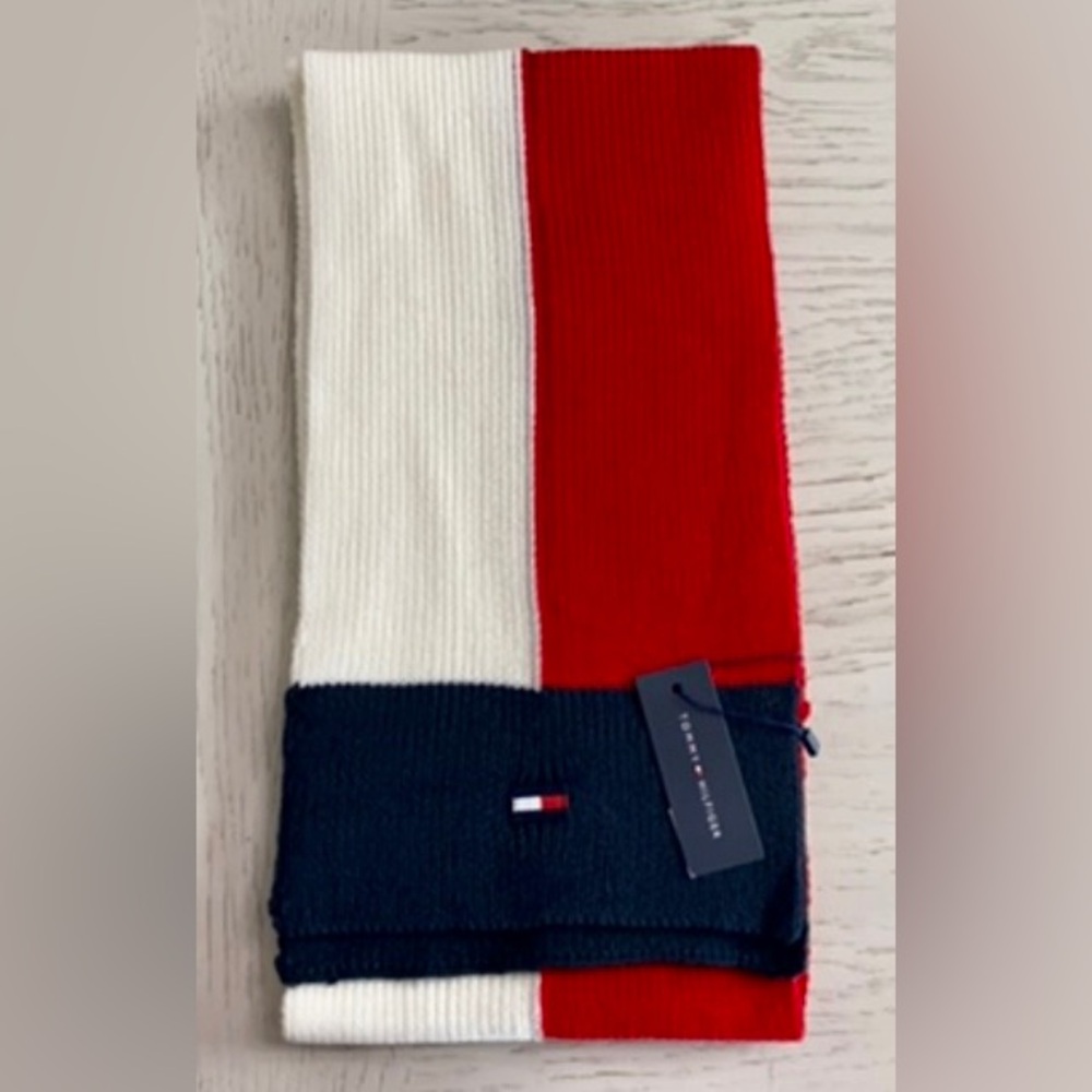 Tommy Hilfiger Tricolor Knit Acrylic Red, White, Blue Designer Signature Scarf